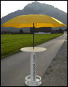 Quicktabel mit Sonnenschirm mieten-Stehtisch Vermietung Salzburg
